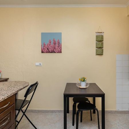 Cozy One Bedroom Apt In Historic Location - Carmo Lisboa Εξωτερικό φωτογραφία