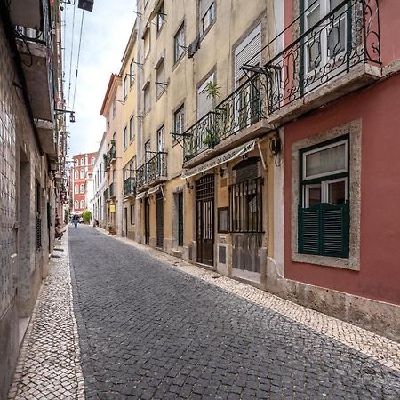 Cozy One Bedroom Apt In Historic Location - Carmo Lisboa Εξωτερικό φωτογραφία